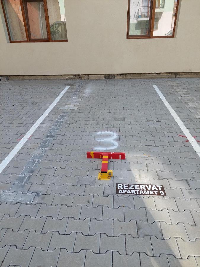 Apartament Teo Caransebeş Eksteriør bilde